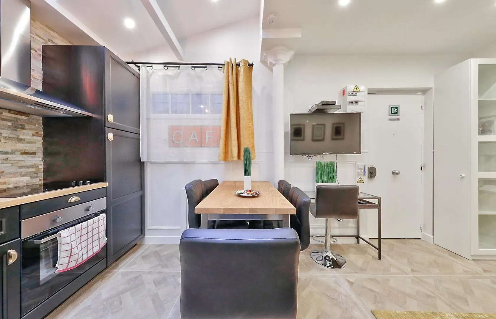 38 Atelier Mona Lisa Apartment Paris